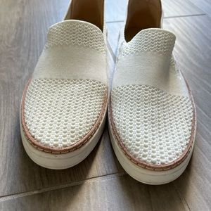UGG Sammy Sneakers